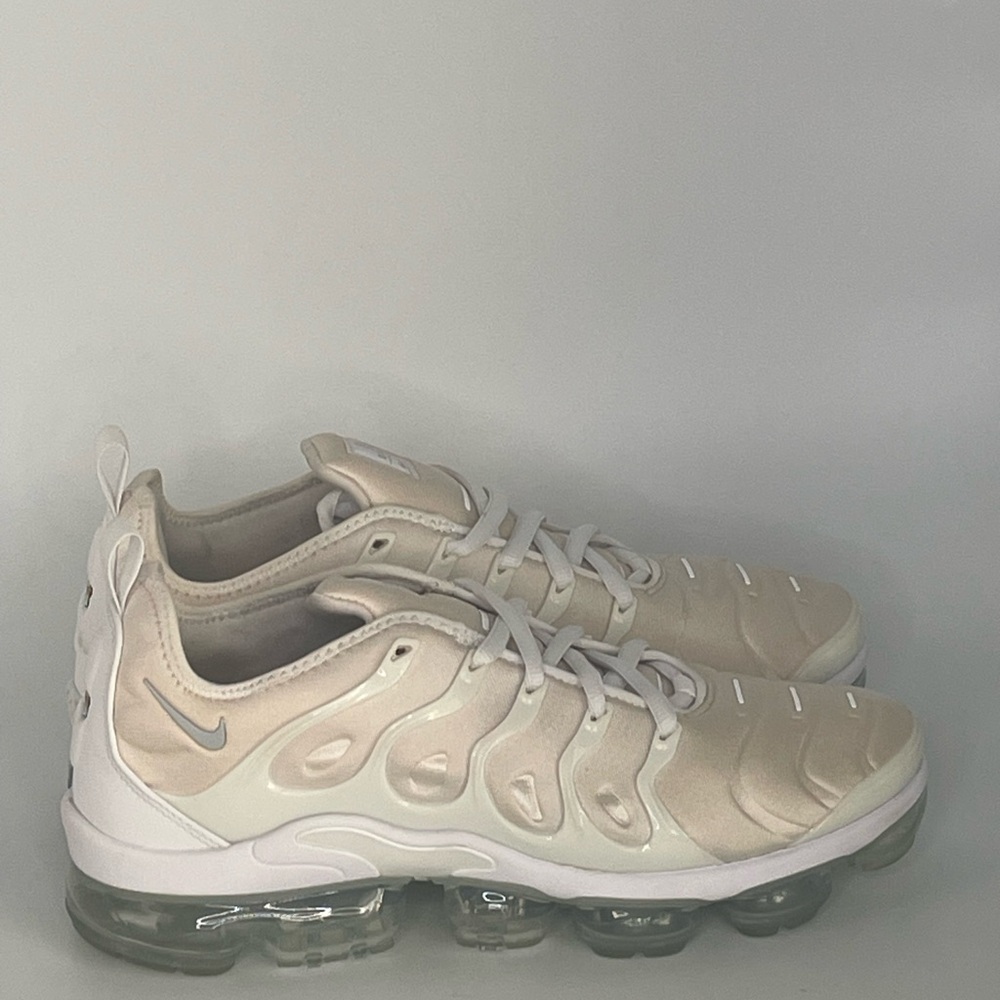 Nike Air Vapormax Plus - Picture 4 of 7